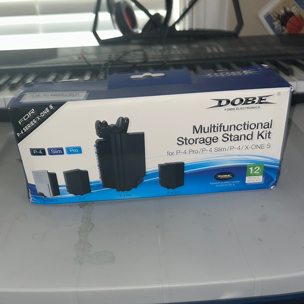 PS4 Slim Black Multifunctional Storage Stand Kit
